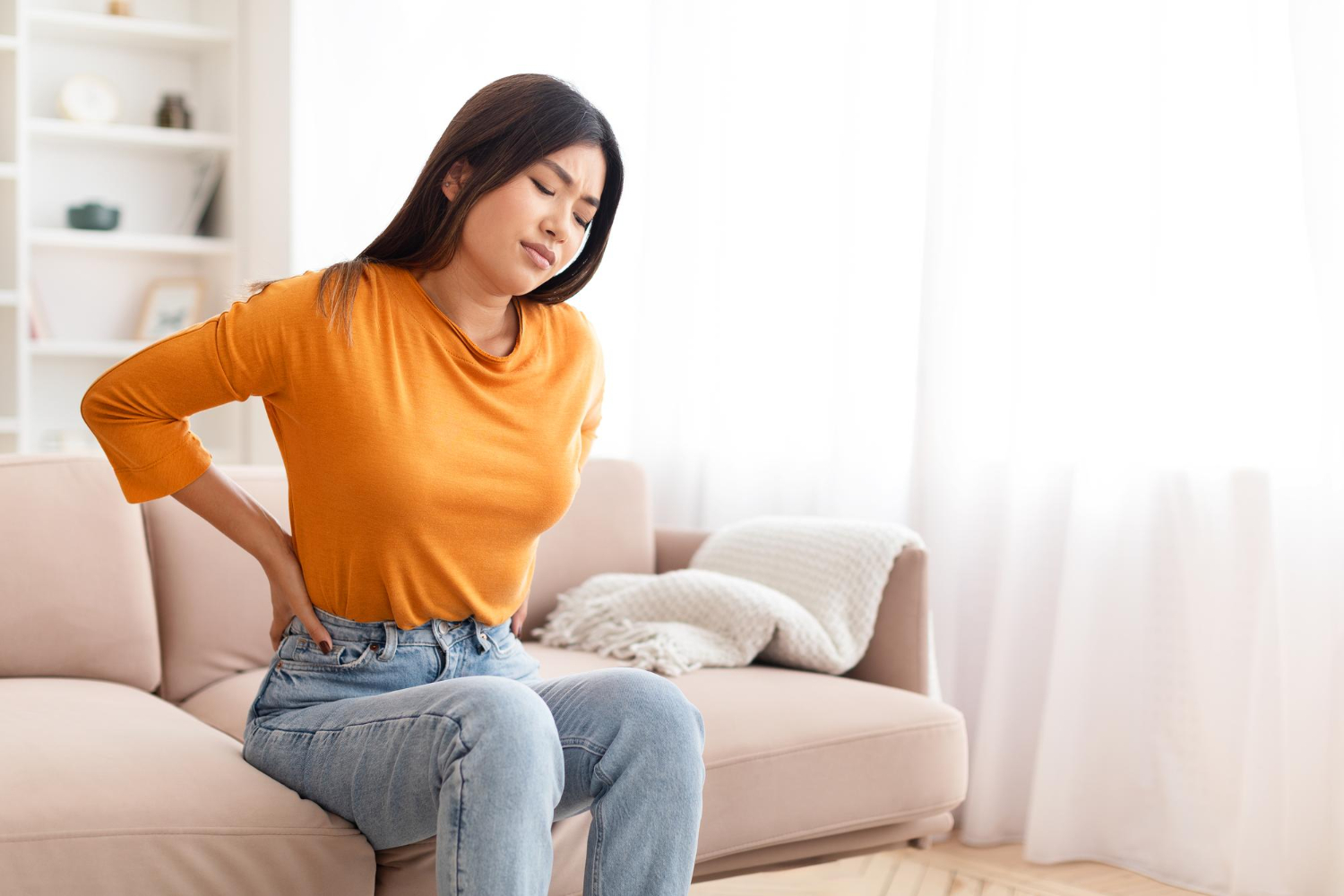 Woman Suspect Having Hip Bursitis